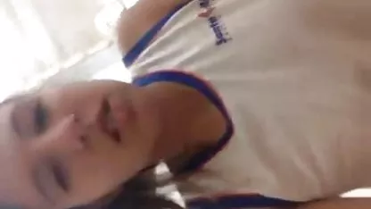 チャペルCECEが素敵なCreampie月日 アダルト 巨乳