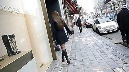 My Little Bitch. エロ 動画 温泉 第2部の4. う弄る金髪?